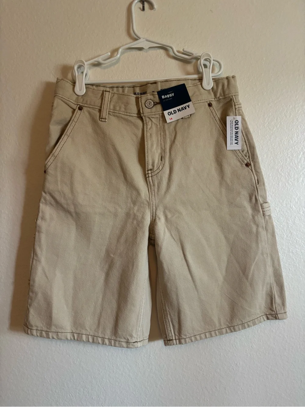 Old Navy baggy knee length shorts